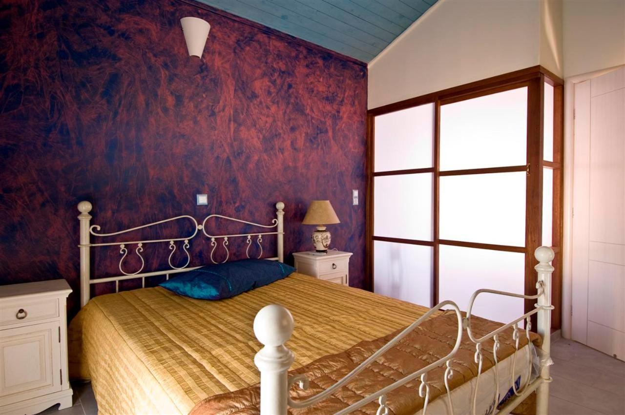 Apolafsi Aparthotel Lixouri Exterior photo